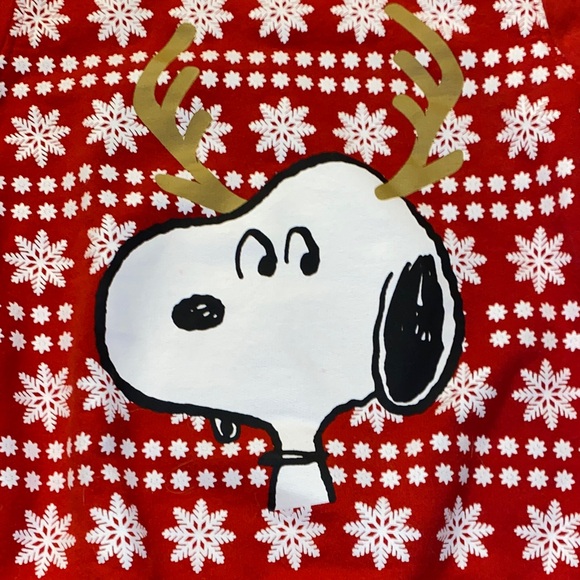 Peanuts Red Snoopy Sweatshirt - Picture 3 of 8